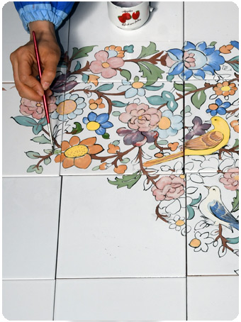 Supplier of handmade tiles with tree, flower and bird painting www.eitile-co.com